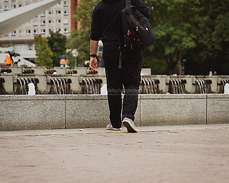 „Ich gehöre nirgendwo hin. Ich gehöre nach innen.“